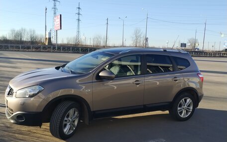 Nissan Qashqai+2 I, 2013 год, 1 770 000 рублей, 2 фотография
