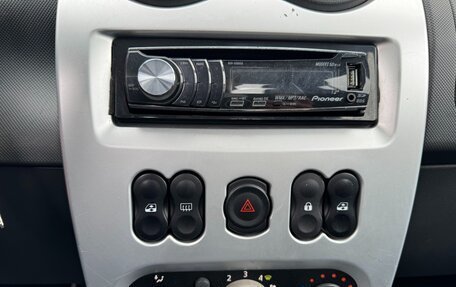 Renault Sandero I, 2011 год, 685 000 рублей, 12 фотография