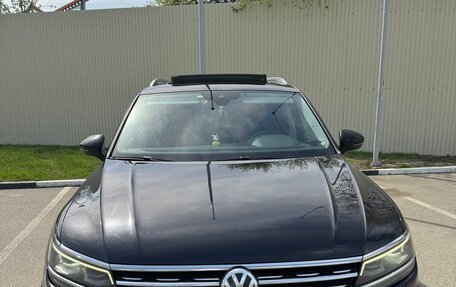 Volkswagen Tiguan II, 2017 год, 2 400 000 рублей, 8 фотография