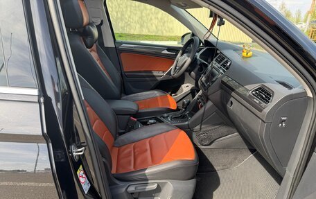Volkswagen Tiguan II, 2017 год, 2 400 000 рублей, 12 фотография