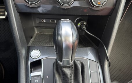 Volkswagen Tiguan II, 2017 год, 2 400 000 рублей, 19 фотография