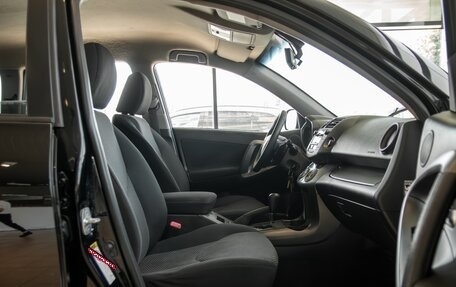 Toyota RAV4, 2011 год, 1 295 000 рублей, 16 фотография