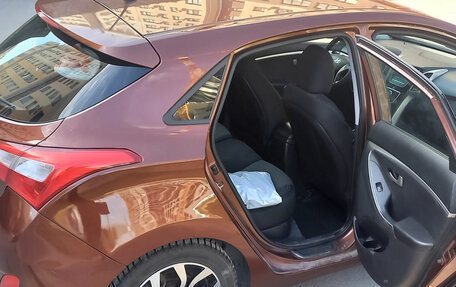 Hyundai i30 II рестайлинг, 2013 год, 875 000 рублей, 3 фотография