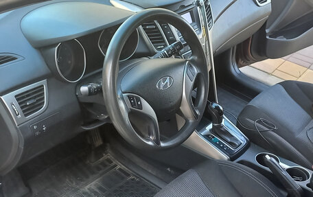 Hyundai i30 II рестайлинг, 2013 год, 875 000 рублей, 11 фотография