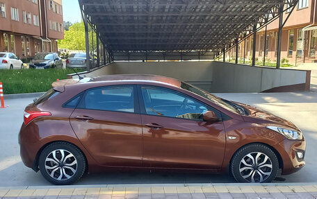 Hyundai i30 II рестайлинг, 2013 год, 875 000 рублей, 16 фотография