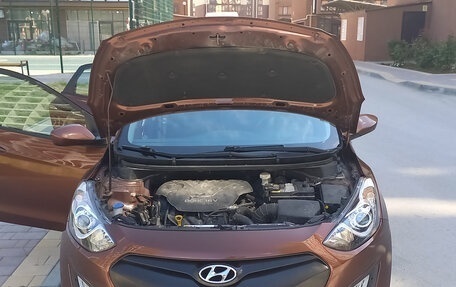 Hyundai i30 II рестайлинг, 2013 год, 875 000 рублей, 17 фотография