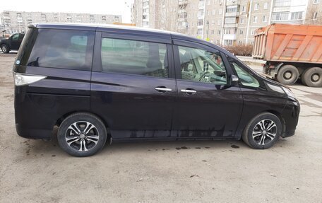 Mazda Biante, 2011 год, 1 500 000 рублей, 4 фотография