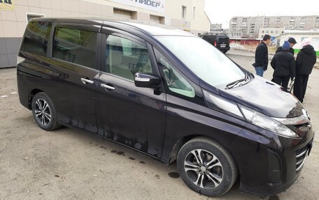 Mazda Biante, 2011 год, 1 500 000 рублей, 6 фотография