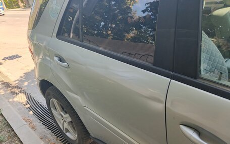 Mercedes-Benz M-Класс, 2005 год, 885 000 рублей, 4 фотография