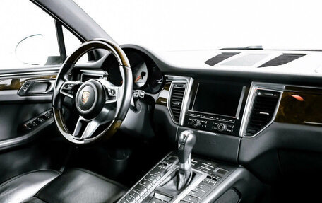 Porsche Macan I рестайлинг, 2014 год, 3 000 000 рублей, 6 фотография