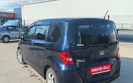 Honda Freed I, 2009 год, 1 150 000 рублей, 4 фотография