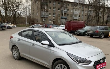 Hyundai Solaris II рестайлинг, 2019 год, 1 300 000 рублей, 2 фотография