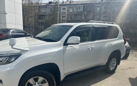 Toyota Land Cruiser Prado 150 рестайлинг 2, 2019 год, 5 300 000 рублей, 11 фотография
