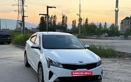 KIA Rio IV, 2020 год, 1 160 000 рублей, 3 фотография