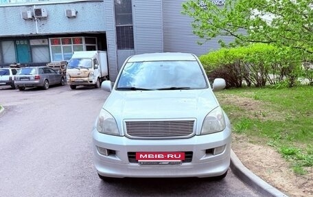 Toyota Land Cruiser Prado 120 рестайлинг, 2008 год, 2 000 000 рублей, 7 фотография