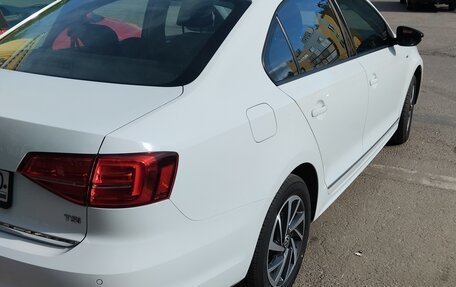 Volkswagen Jetta VI, 2017 год, 1 650 000 рублей, 3 фотография