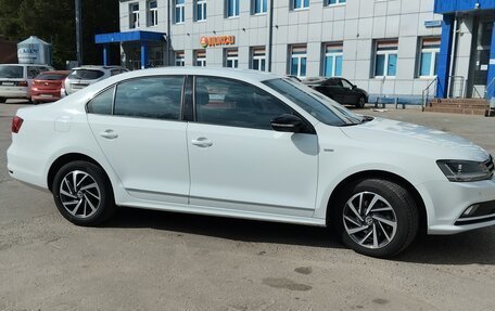 Volkswagen Jetta VI, 2017 год, 1 650 000 рублей, 6 фотография