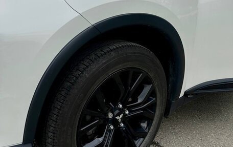 Mitsubishi Outlander III рестайлинг 3, 2021 год, 2 800 000 рублей, 16 фотография
