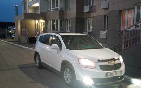 Chevrolet Orlando I, 2012 год, 1 300 000 рублей, 4 фотография