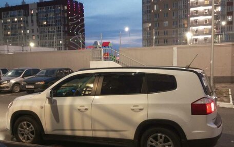 Chevrolet Orlando I, 2012 год, 1 300 000 рублей, 2 фотография
