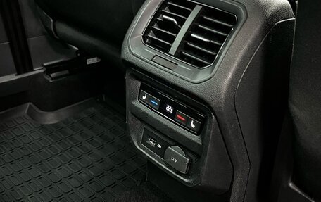 Volkswagen Tiguan II, 2017 год, 2 489 000 рублей, 12 фотография