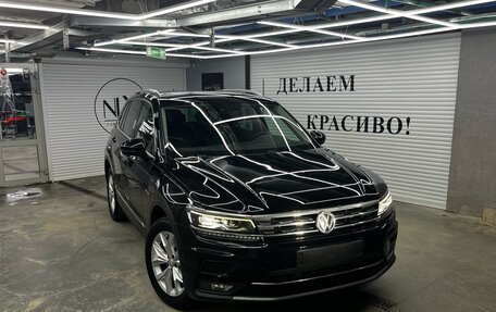 Volkswagen Tiguan II, 2017 год, 2 489 000 рублей, 17 фотография