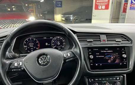 Volkswagen Tiguan II, 2017 год, 2 489 000 рублей, 30 фотография