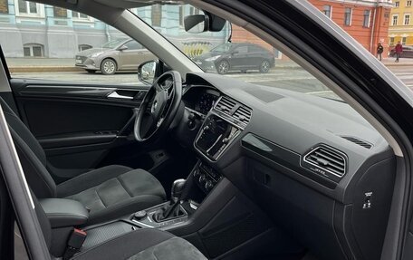 Volkswagen Tiguan II, 2017 год, 2 489 000 рублей, 32 фотография