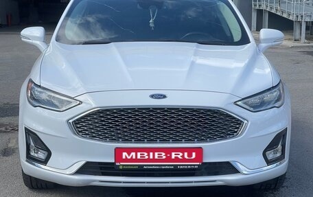 Ford Fusion (North America) II, 2018 год, 2 100 000 рублей, 2 фотография