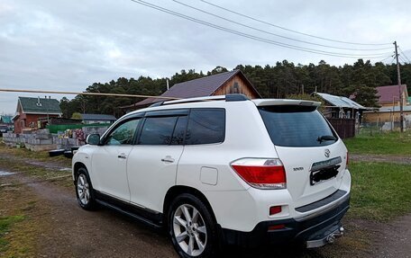 Toyota Highlander III, 2012 год, 2 200 000 рублей, 3 фотография