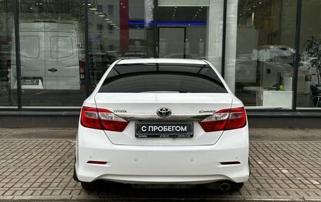 Toyota Camry, 2012 год, 1 570 000 рублей, 7 фотография