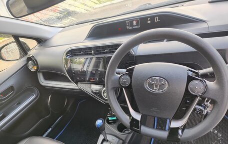 Toyota Aqua I, 2018 год, 1 750 000 рублей, 7 фотография