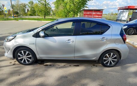 Toyota Aqua I, 2018 год, 1 750 000 рублей, 2 фотография