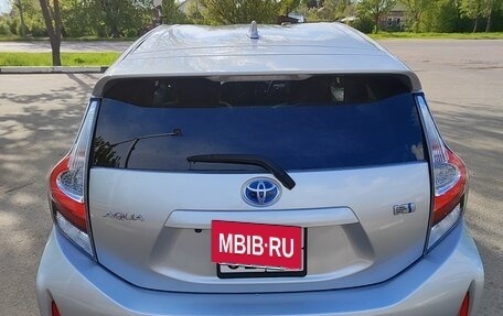 Toyota Aqua I, 2018 год, 1 750 000 рублей, 4 фотография