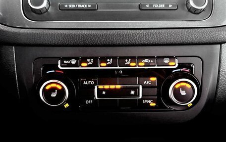 Volkswagen Tiguan I, 2012 год, 1 040 000 рублей, 18 фотография