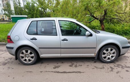 Volkswagen Golf IV, 2001 год, 320 000 рублей, 2 фотография