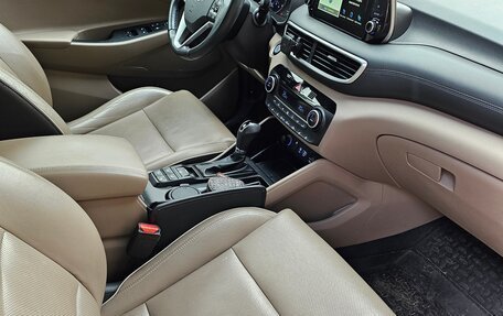Hyundai Tucson III, 2018 год, 2 600 000 рублей, 8 фотография