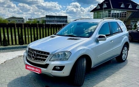 Mercedes-Benz M-Класс, 2008 год, 2 500 000 рублей, 2 фотография
