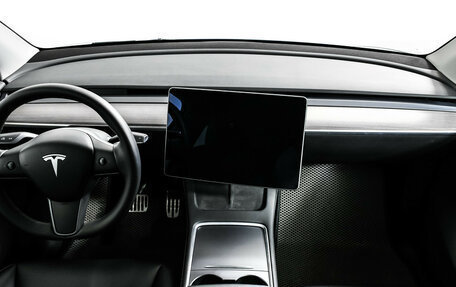 Tesla Model Y I, 2021 год, 4 149 000 рублей, 10 фотография