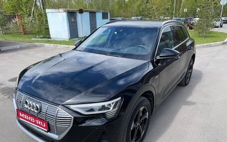 Audi e-tron I, 2020 год, 4 500 000 рублей, 1 фотография