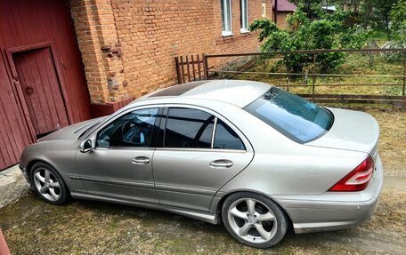 Mercedes-Benz C-Класс, 2004 год, 750 000 рублей, 9 фотография
