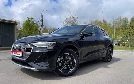 Audi e-tron I, 2020 год, 4 500 000 рублей, 12 фотография