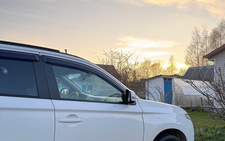 Mitsubishi Outlander III рестайлинг 3, 2014 год, 1 550 000 рублей, 16 фотография