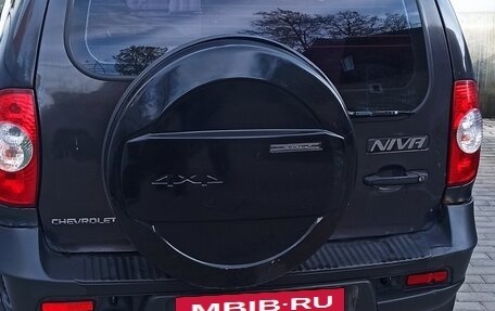 Chevrolet Niva I рестайлинг, 2012 год, 450 000 рублей, 4 фотография