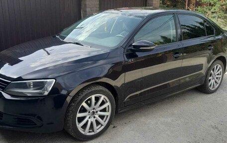 Volkswagen Jetta VI, 2013 год, 700 000 рублей, 4 фотография