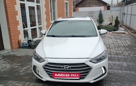 Hyundai Elantra VI рестайлинг, 2016 год, 1 100 000 рублей, 3 фотография