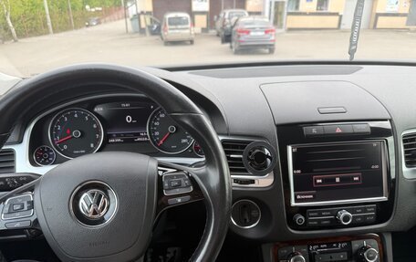 Volkswagen Touareg III, 2013 год, 2 099 000 рублей, 7 фотография