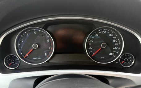 Volkswagen Touareg III, 2013 год, 2 099 000 рублей, 9 фотография