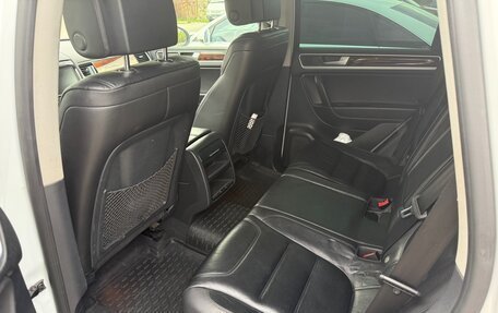 Volkswagen Touareg III, 2013 год, 2 099 000 рублей, 13 фотография