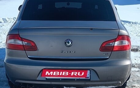 Skoda Superb III рестайлинг, 2012 год, 850 000 рублей, 2 фотография